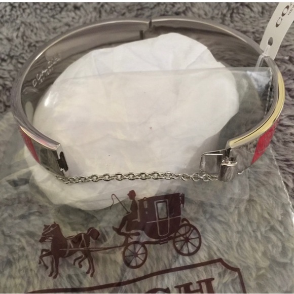 COACH HINGE BANGLE RED WITH SAFETY CHAIN - Picture 3 of 3